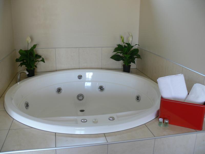 Stay 284 Rotorua - Refurbished Modern Accommodation Zewnętrze zdjęcie